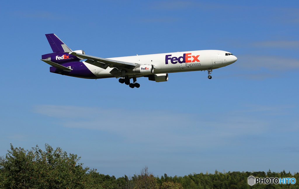 「そらー」 FedEx MD-11 N528FE 着陸です