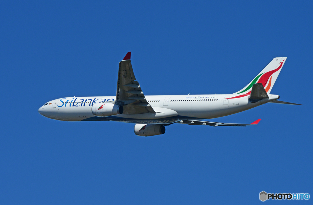 「良い天気」 SriLankan A330-343 4R-ALR Takeoff