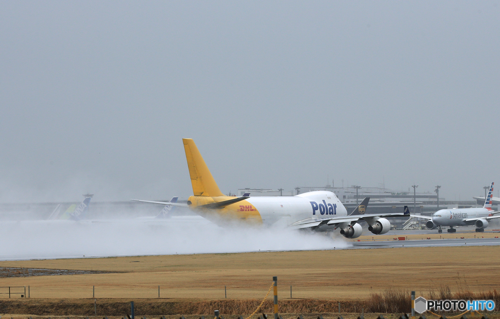 「晴れ」? POLAR 747 N452PA 離陸します