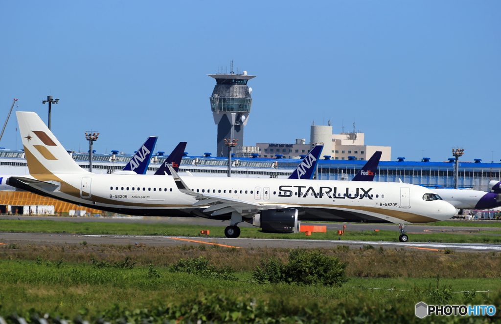 「ぶるー」Starlux A321-252NX B-58205  Takeoff