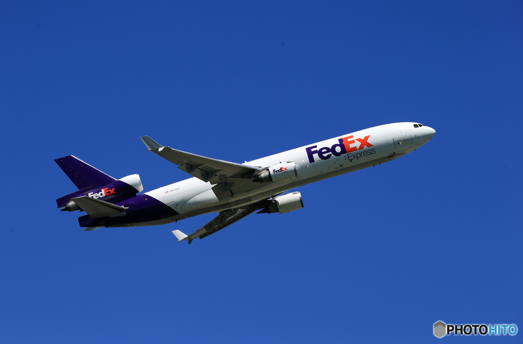 ☀「あおぞら」FedEx MD-11 N613FE  飛び立ち