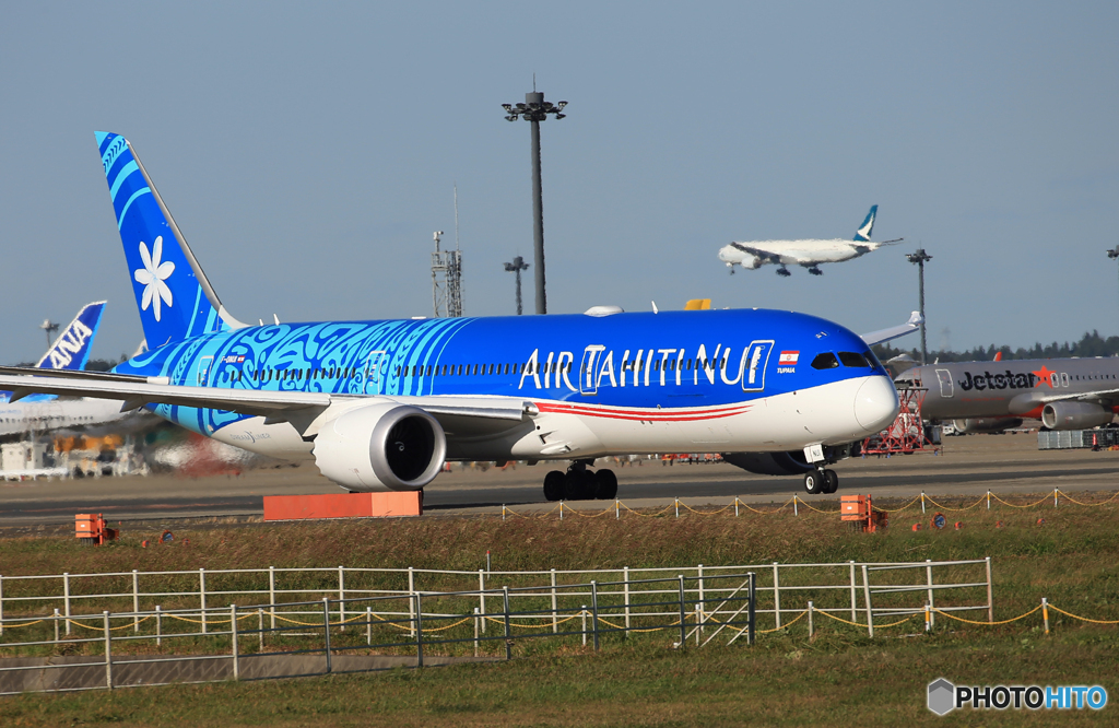 「群青」 Air Tahiti Nui F-UNOI 飛ぶ