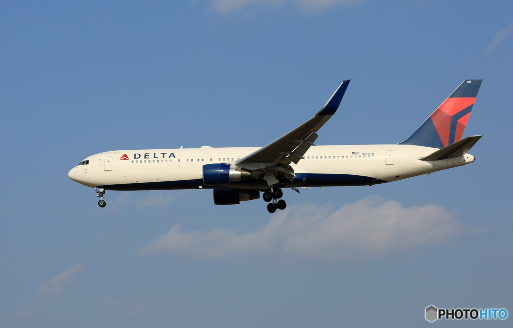 「空色」 DELTA 767-332 N188DN 到着