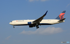 「空色」 DELTA 767-332 N188DN 到着