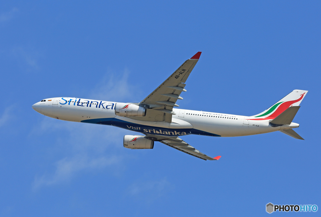 「青色」 SriLankan A330-343 4R-ALN Takeoff 