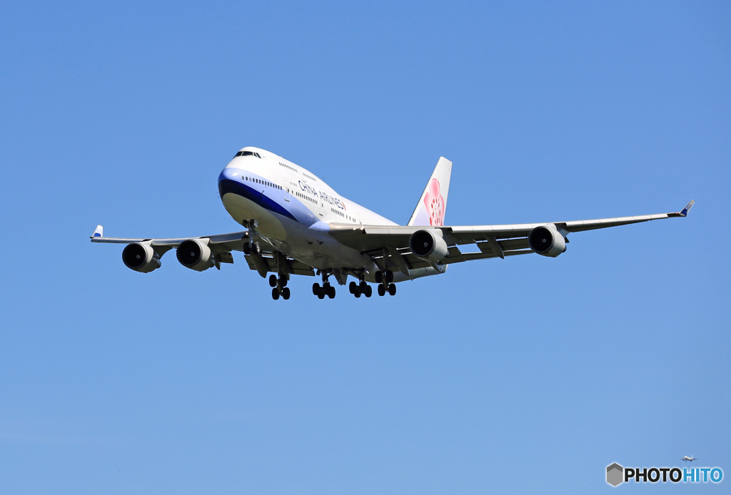 「青い空」が一番 China 747-400 B-18210 Landing