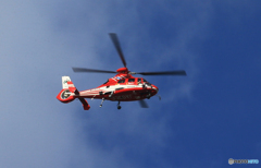 『sky』千葉消防防災ヘリコプター　おおとり　飛来する