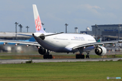「ぶるー」 China Air A330-302 B-18303出発です