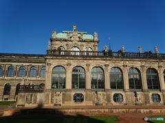 ドイツ （１７２）ドレスデンの青い空