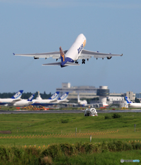 「青色が好き」 ATLAS 747-47UF N496MC離陸します