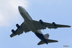 「良い天気」 Atlas 747ジャンボ機 飛ぶ