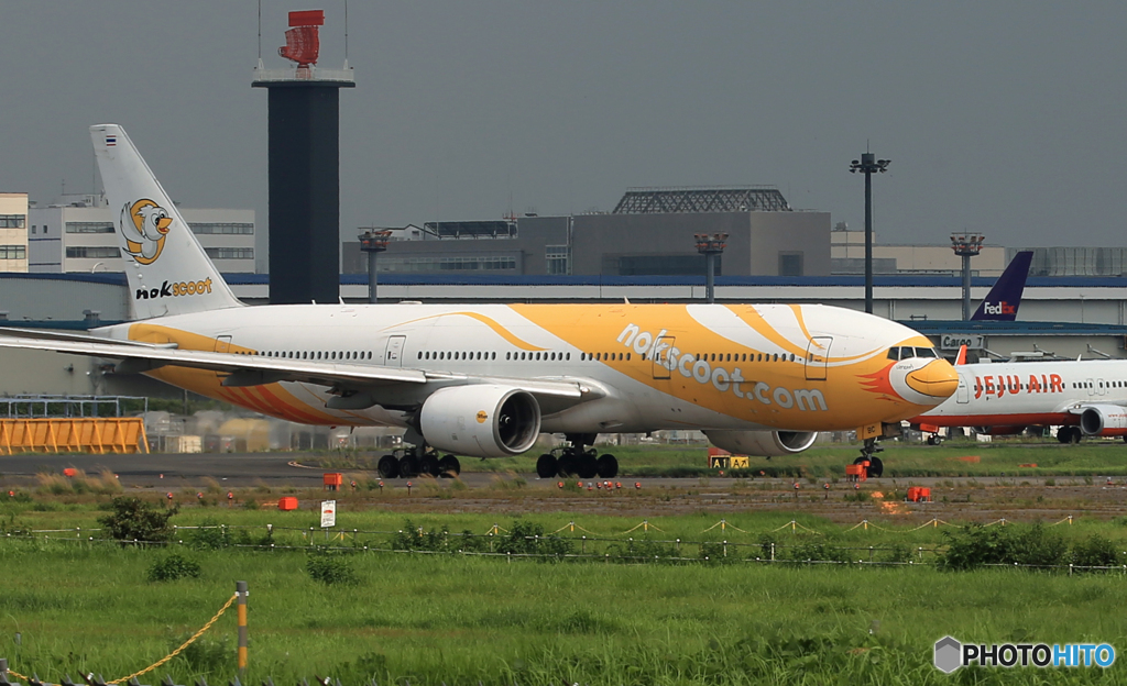  「晴れ」  Nokscoot 777 Takeoff  
