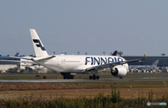 「青が好き」 FINNAIR A350-941 OH-LWG  離陸します