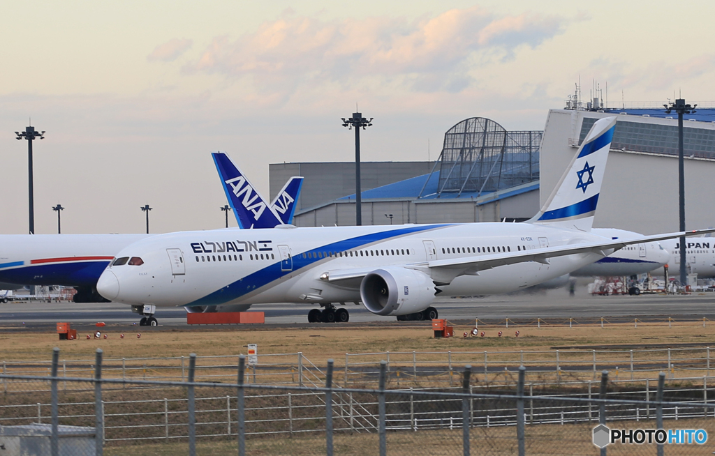 「すかい」 イスラエル エマ航空787-9 離陸 