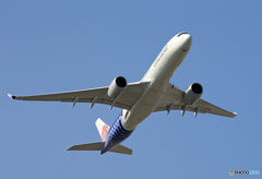 「良い天気」China A350-941 B-18918飛行   