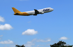 「スカイ」ポーラー　747-8  N853GT 離陸です