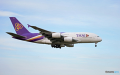 「ブルー」 Thai A380-841 HS-TUE 通過