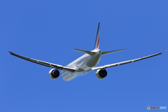 「青が大好き」 Air France 777-200 F-GSQD 飛び立ちです