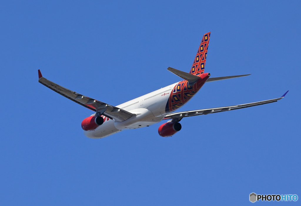 「青が大好き」 Lion Air A330-343 HS-LAJ 離陸