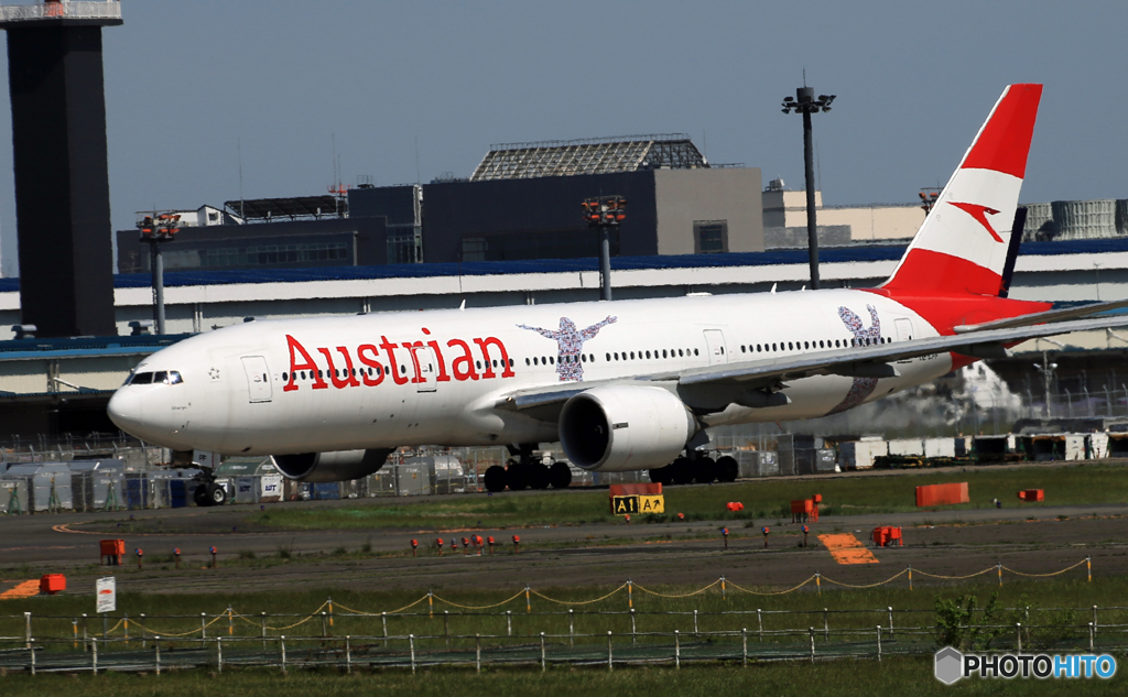 「すかい」Austrian 777-200 OE-LPF 離陸
