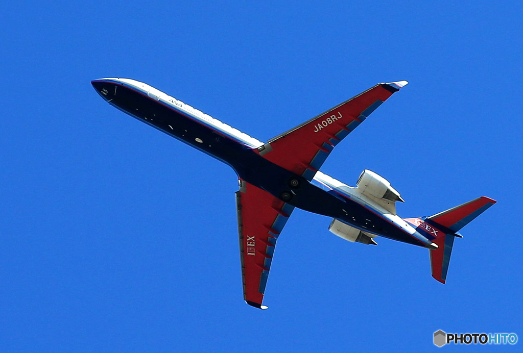 「群青色」 IBEXボンバルディア CRJ-702 離陸です 