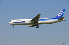 「空色」 ANA 767-381 JA613A 来た～