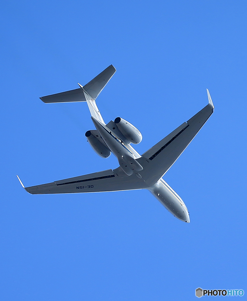 「青空」 Private Austrian ガルフ G550 Takeoff