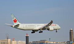 「SKY」 Air Canada 787-9 C-FGFZ Landing