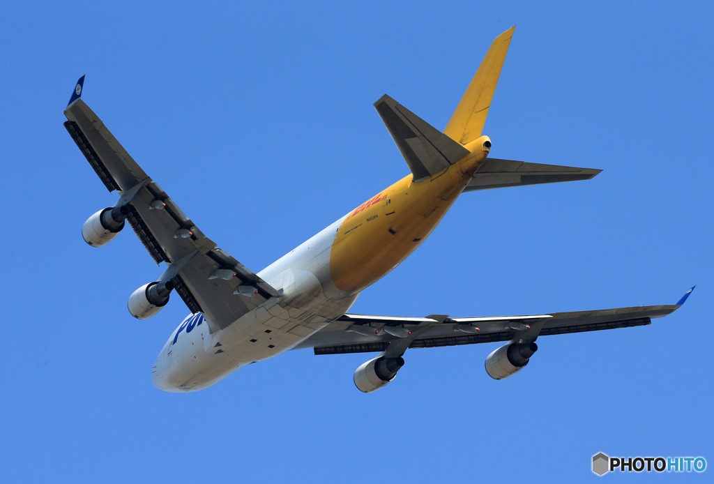 「青い日」 POLAR 747-400 N453PA Takeoff 