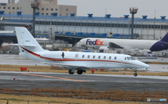 「はれ」? Private Cessna 680 JA680C  Takeoff