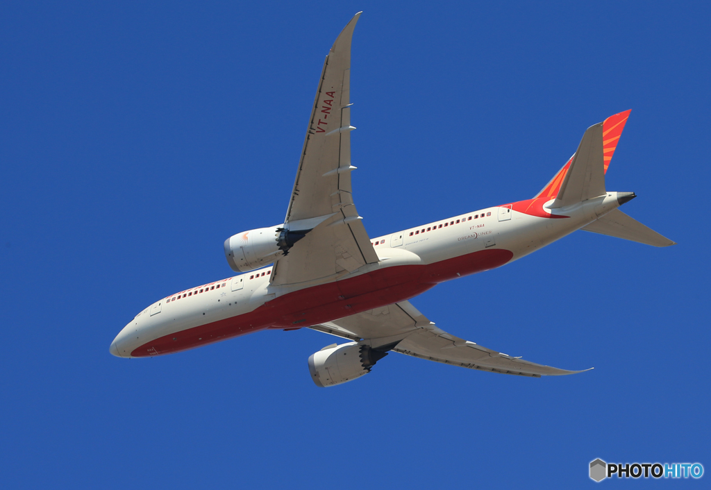 「良い天気」 Air India 787-8 VT-NAA Takeoff 