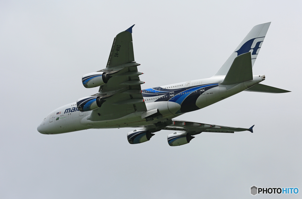 「空色」 Malaysia A380-841 9M-MND 飛び立ち