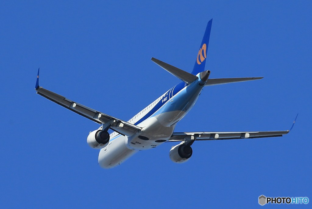 「群青」マンダリン航空 ERJ-190 B-16827 Takeoff