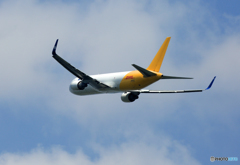 Polar 767-300 N644GT Takeoff 