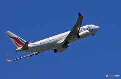 「蒼空」 SriLankan A330-343 飛び立ちです