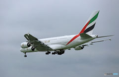 「☁」 Emirates A380-861 A6-EUE 着陸