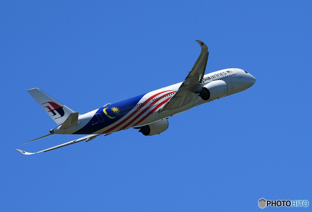 「あおぞら」マレーシア特別塗装 A350-941 Takeoff