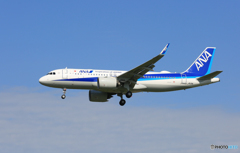 「良い空～」 ANA A320-271N JA211A 飛行
