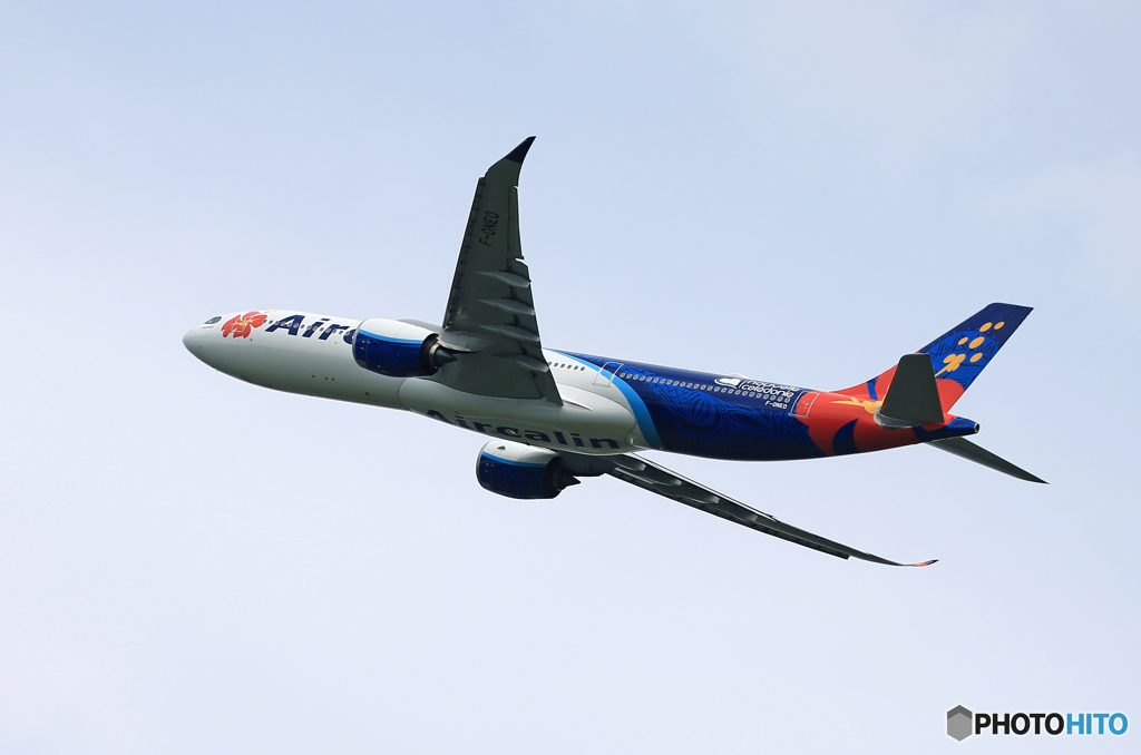 「くもり」Air Calin A330-941 F-ONEO  Takeoff 