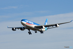 「すかい」Air Tahiti Nui A340-313 F-OLOV 到着です