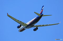 「青い空」が一番 Aeroflot A330-343 VQ-BHI 出発