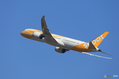  「晴れ」 スクート７８７−９ 9V-OJD  Takeoff 