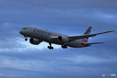 「すかい」 American 777-200 N836AA 着陸 