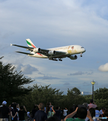 「青が好き」 エミレーツ航空 特別塗装 A380-861 来た～