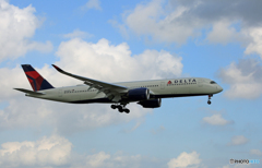 「はれー」 DELTA A350-941 N508DN 到着です