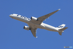 「青い日」FINNAIR A350-941 OH-LWF  離陸します