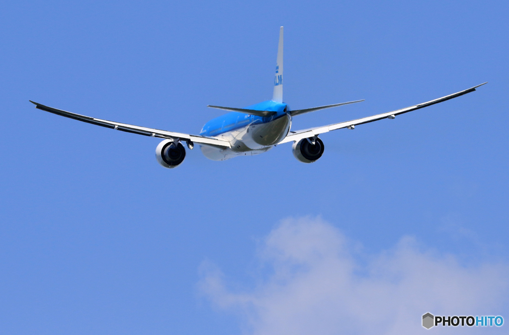  「晴れ」 KLM 777-200 PH-BVU 離陸