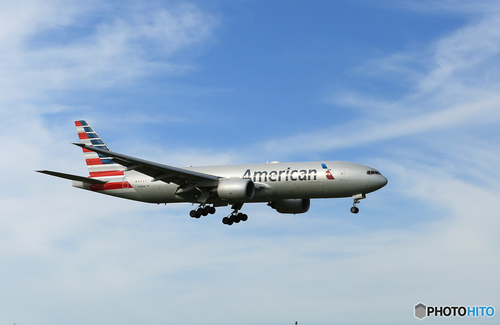 ☀「青い空」が一番 AMERICAN 787-9 到着です