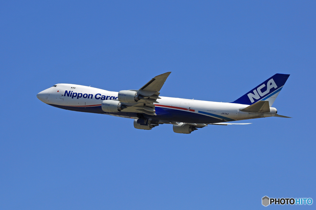 「そらー」 NCA 747-8KZF JA17KZ 飛行
