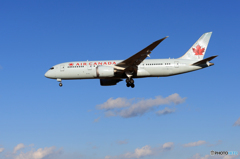 「良い空～」 AIR CANADA 787-8 C-GHQQLanding 